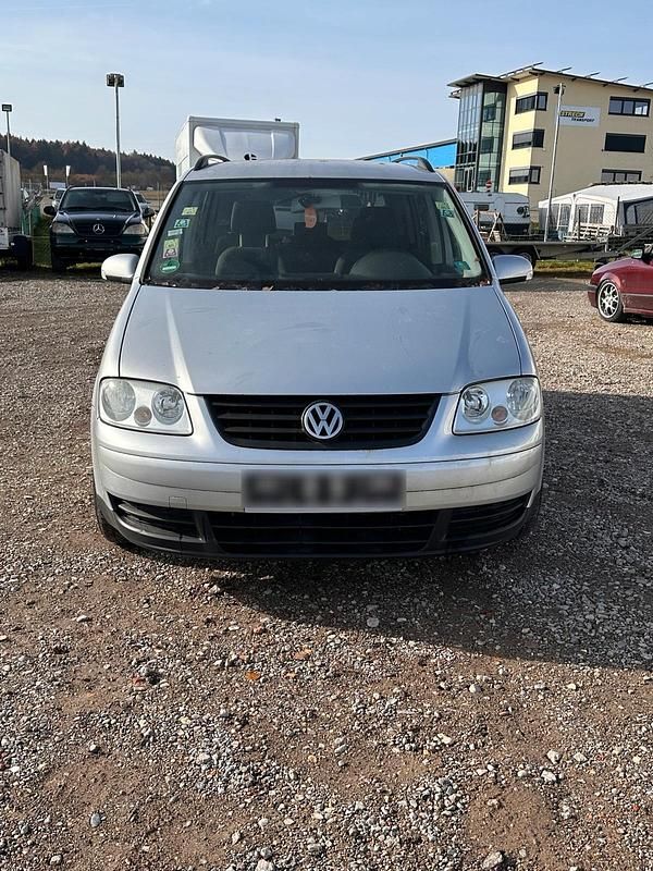 Grau Gebraucht 2006 VW Touran Van / Kleinbus | 800 € (Superpreis) - Bild 1/4