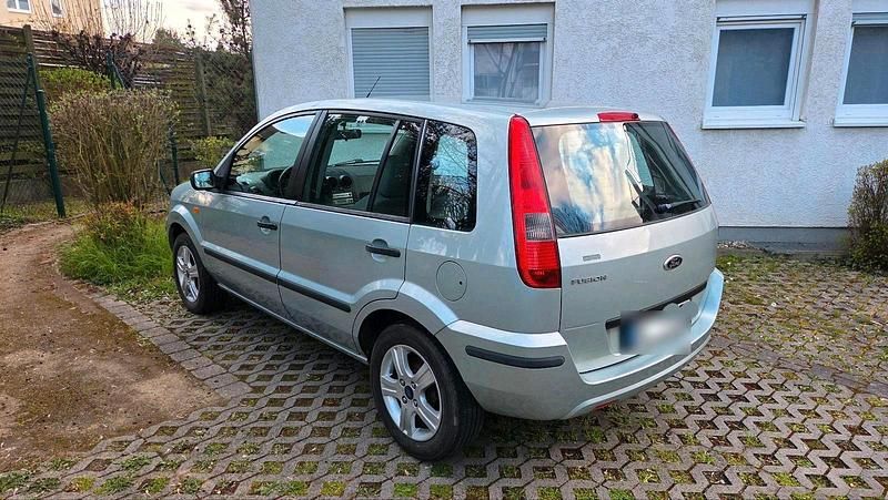 Gebraucht Ford Fusion 80 PS (58 kW) 2005 Grün Kleinwagen