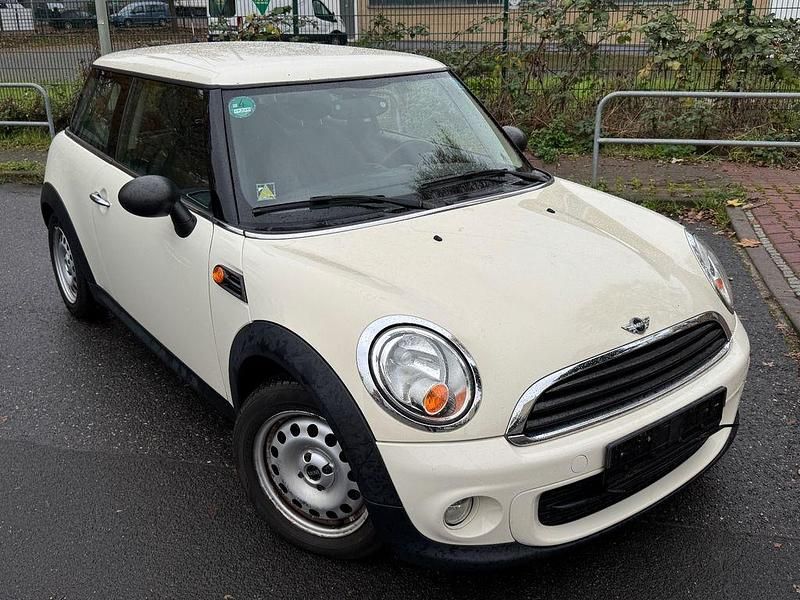 Gebraucht Mini ONE 90 PS (66 kW) 2012 Weiß Kleinwagen