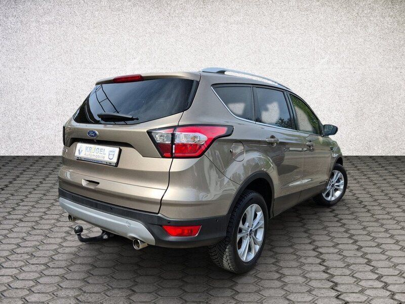 Gebraucht Ford Kuga Titanium 150 PS (110 kW) 2019 Magneticgrau metallic SUV