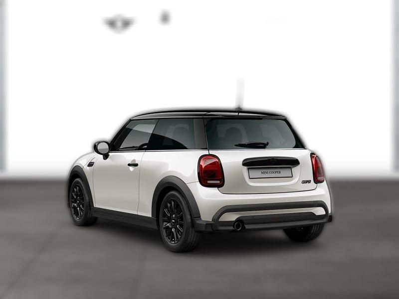 Gebraucht Mini Cooper Classic 136 PS (100 kW) 2024 Weiß Kleinwagen