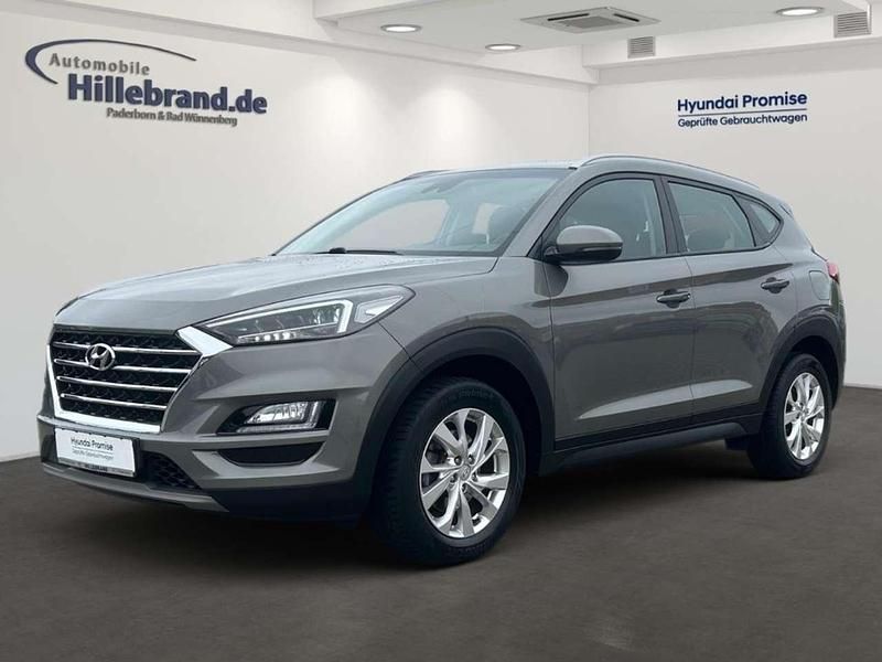 Grau Gebraucht 2019 Hyundai Tucson Trend SUV | 15.990 € (Guter Preis) - Bild 1/4