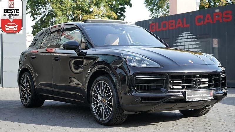 Schwarz Gebraucht 2019 Porsche Cayenne Turbo SUV | 75.885 € (Superpreis) - Bild 1/4