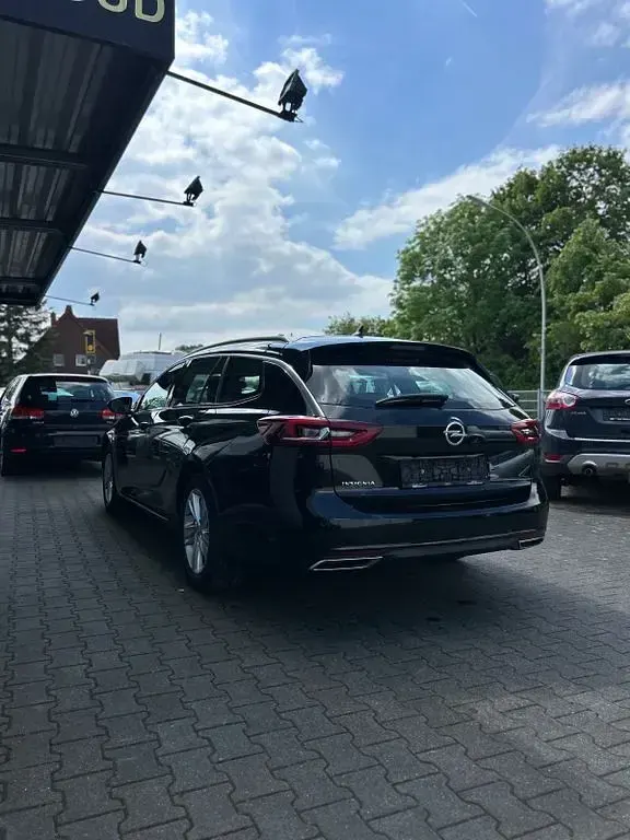Gebraucht Opel Insignia Elegance 174 PS (127 kW) 2022 Schwarz Kombi