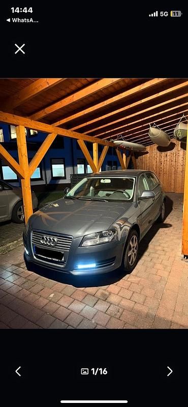Grau Gebraucht 2009 Audi A3 Sportback Ambiente Kleinwagen | 4.000 € (Guter Preis) - Bild 1/4