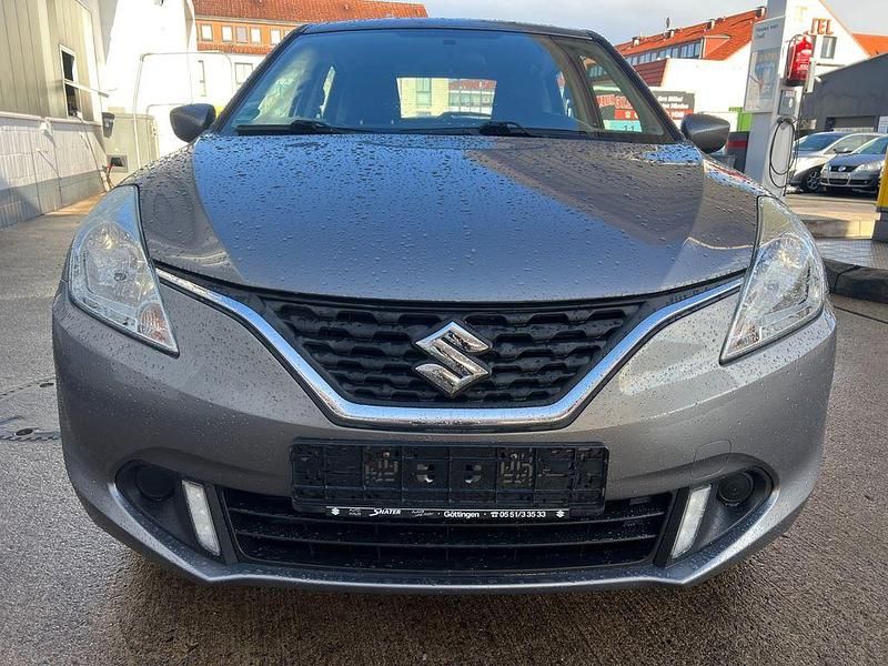 Gebraucht Suzuki Baleno 90 PS (66 kW) 2016 Schwarz Kleinwagen