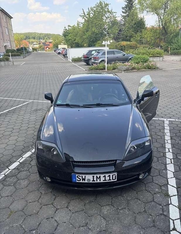 Gebraucht 2004 Hyundai Coupé GLS Coupé | 9.000 € - Bild 1/3