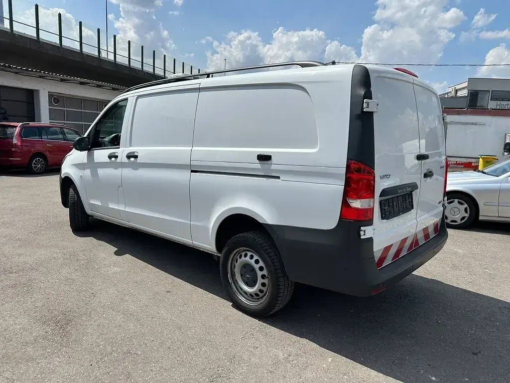 Gebraucht Mercedes Vito 190 PS (139 kW) 2021 Weiß Van