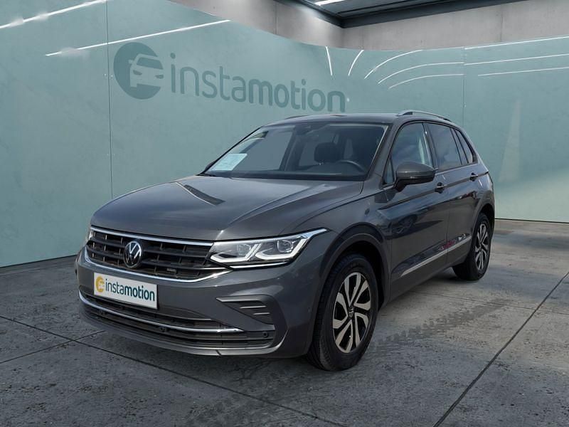 Grau Gebraucht 2024 VW Tiguan SUV | 33.749 € (Guter Preis) - Bild 1/4