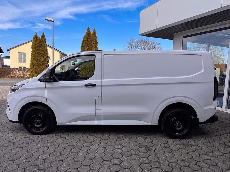 Gebraucht Ford Transit Custom Trend 136 PS (100 kW) 2024 Frostweiß Van / Kleinbus
