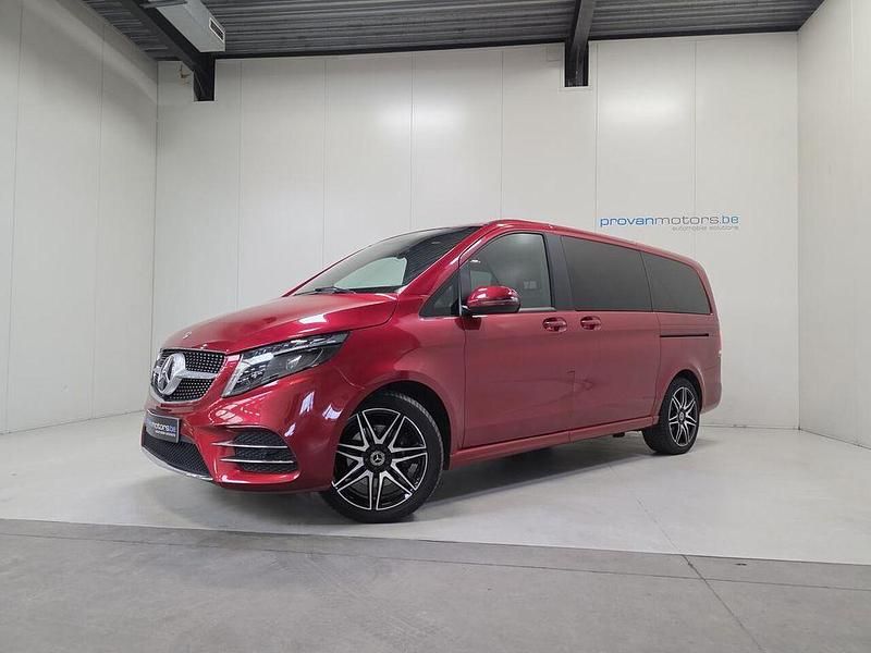 Gebraucht Mercedes V220 AMG 163 PS (119 kW) 2023 Rot Van / Kleinbus