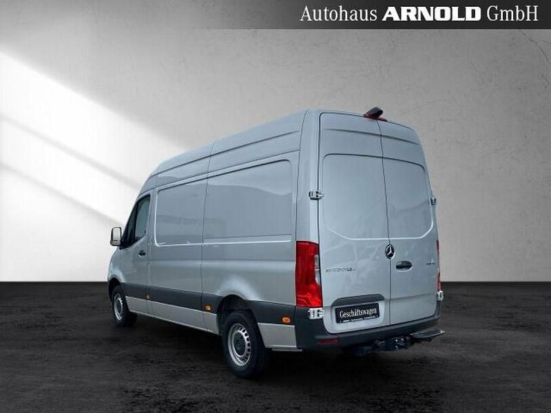 Gebraucht Mercedes Sprinter 190 PS (139 kW) 2023 Iridiumsilber (metallic) Van