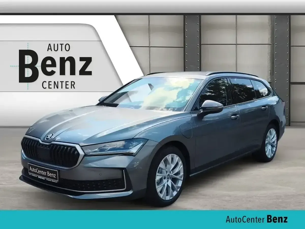 Gebraucht Skoda Superb Selection 204 PS (150 kW) 2026 Kombi