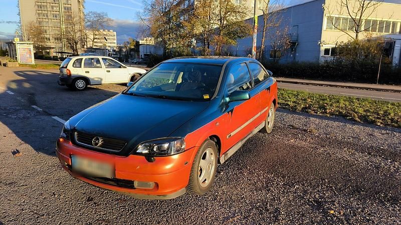 Andere farben Gebraucht 2001 Opel Astra Kleinwagen | 1.999 € (Etwas zu teuer) - Bild 1/4