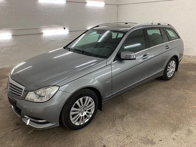 Silber Gebraucht 2012 Mercedes C180 Kombi | 8.970 € (Guter Preis) - Bild 1/4