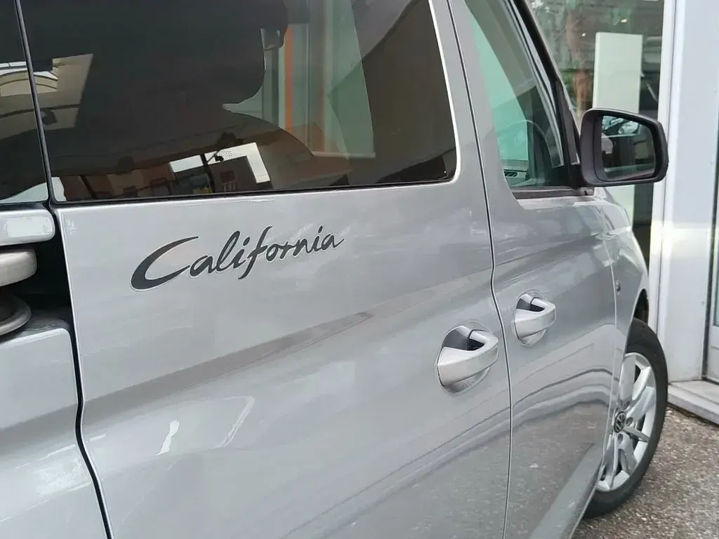 Gebraucht VW California California 122 PS (89 kW) 2022 Silber Van