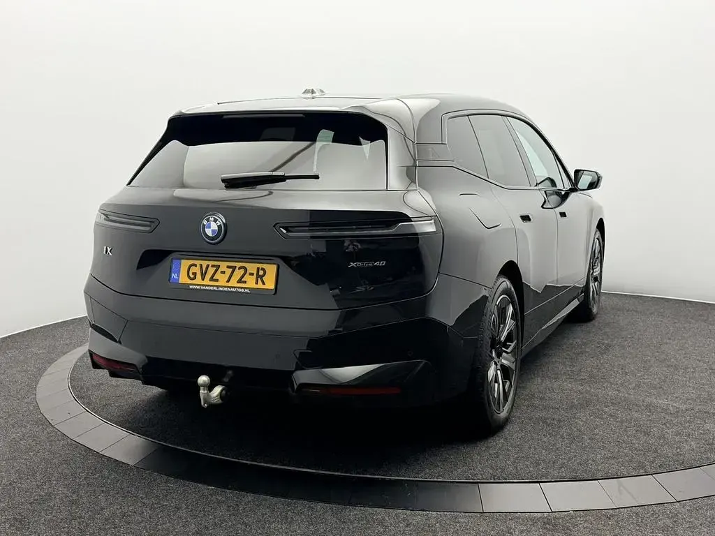 Gebraucht BMW iX Executive 239 kW (326 PS) 2024 Schwarz SUV