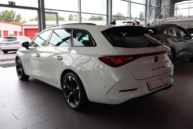 Usata Cupra Leon 150 CV (110 kW) 2024 Bianco Berlina