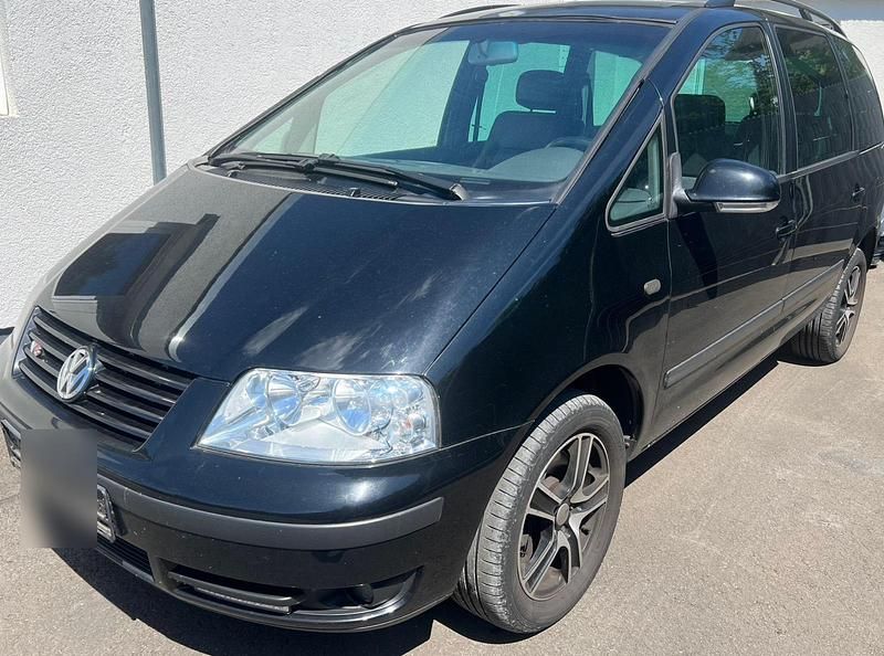 Schwarz Gebraucht 2003 VW Sharan Van / Kleinbus | 2.390 € (Fairer Preis) - Bild 1/4