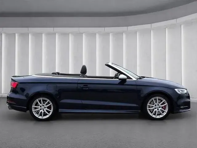 Gebraucht Audi S3 Cabriolet Ambiente 310 PS (228 kW) 2018 Blau Cabrio