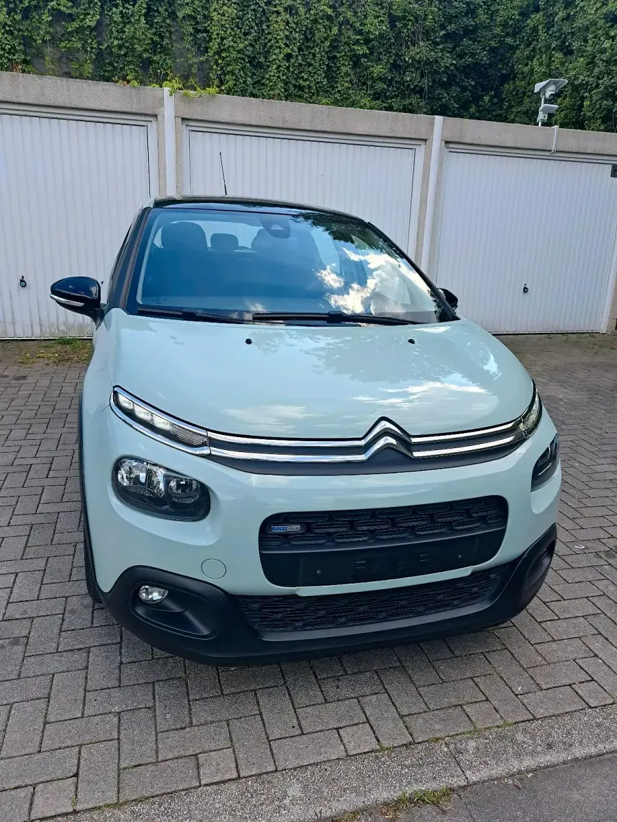 Gebraucht Citroën C3 82 PS (60 kW) 2017 Grün Kleinwagen
