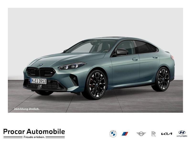 Neu BMW M235 Performance 300 PS (220 kW) 2026 Grün Coupé