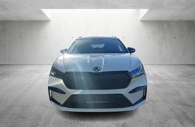 Gebraucht Skoda Enyaq iV SportLine 132 kW (180 PS) 2022 Weiß SUV