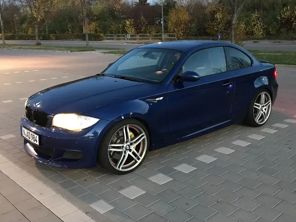 Usata BMW 123 Performance 204 CV (150 kW) 2008 Blu Utilitaria