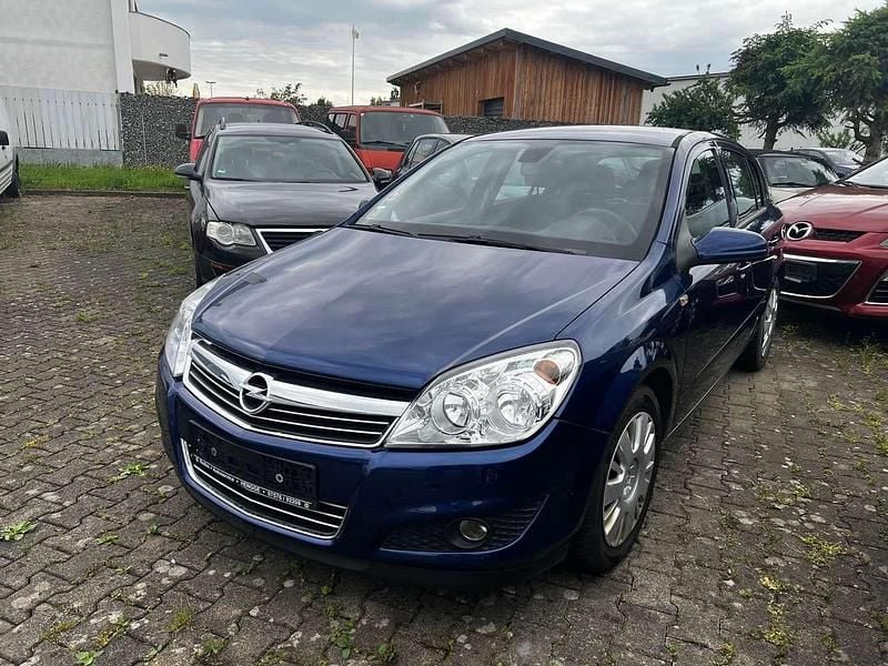 Gebraucht Opel Astra Edition 120 PS (88 kW) 2008 Ultrablau mi2 Kleinwagen