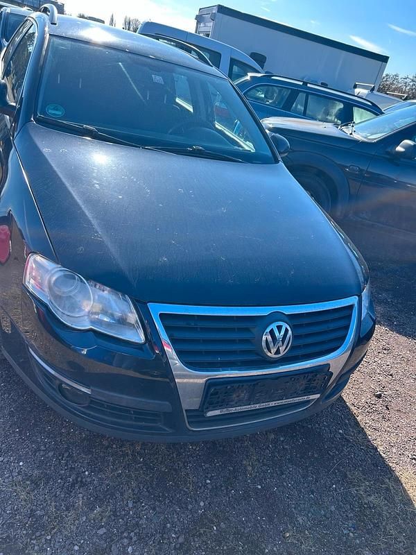 Gebraucht VW Passat 140 PS (102 kW) 2008 Schwarz Kombi