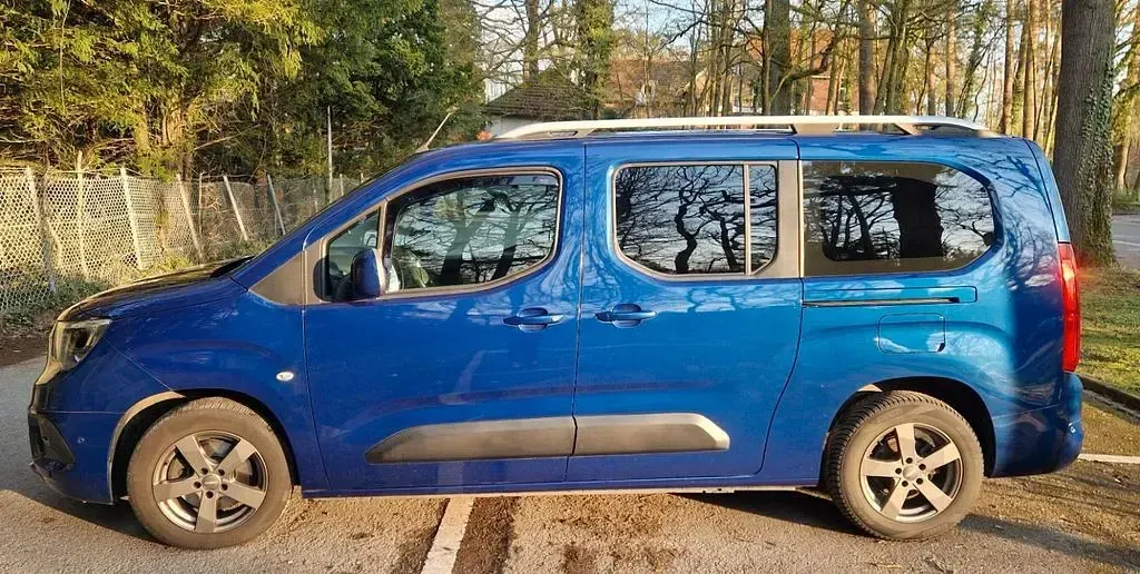 Gebraucht Opel Combo Life Edition 110 PS (80 kW) 2019 Blau Van / Kleinbus