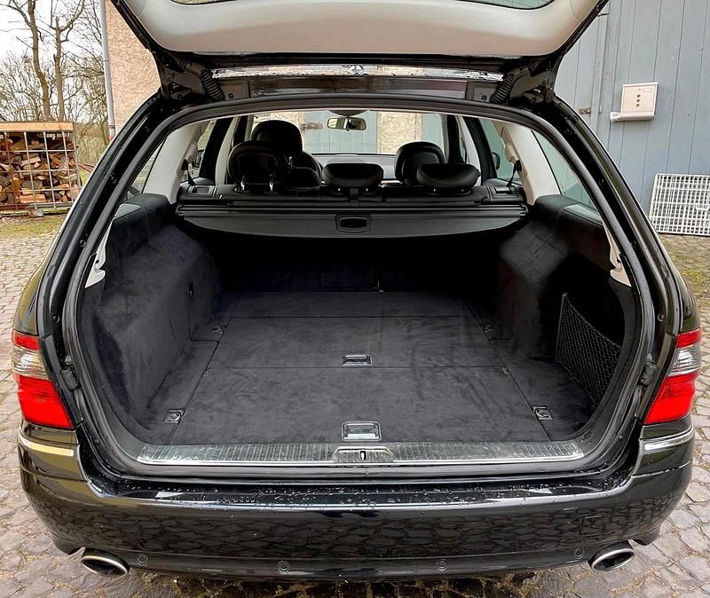 Gebraucht Mercedes E280 190 PS (139 kW) 2008 Schwarz Kombi