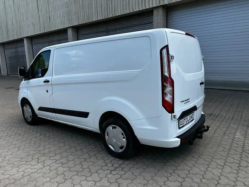 Gebraucht Ford Transit Custom 131 PS (96 kW) 2021 Weiß Van / Kleinbus
