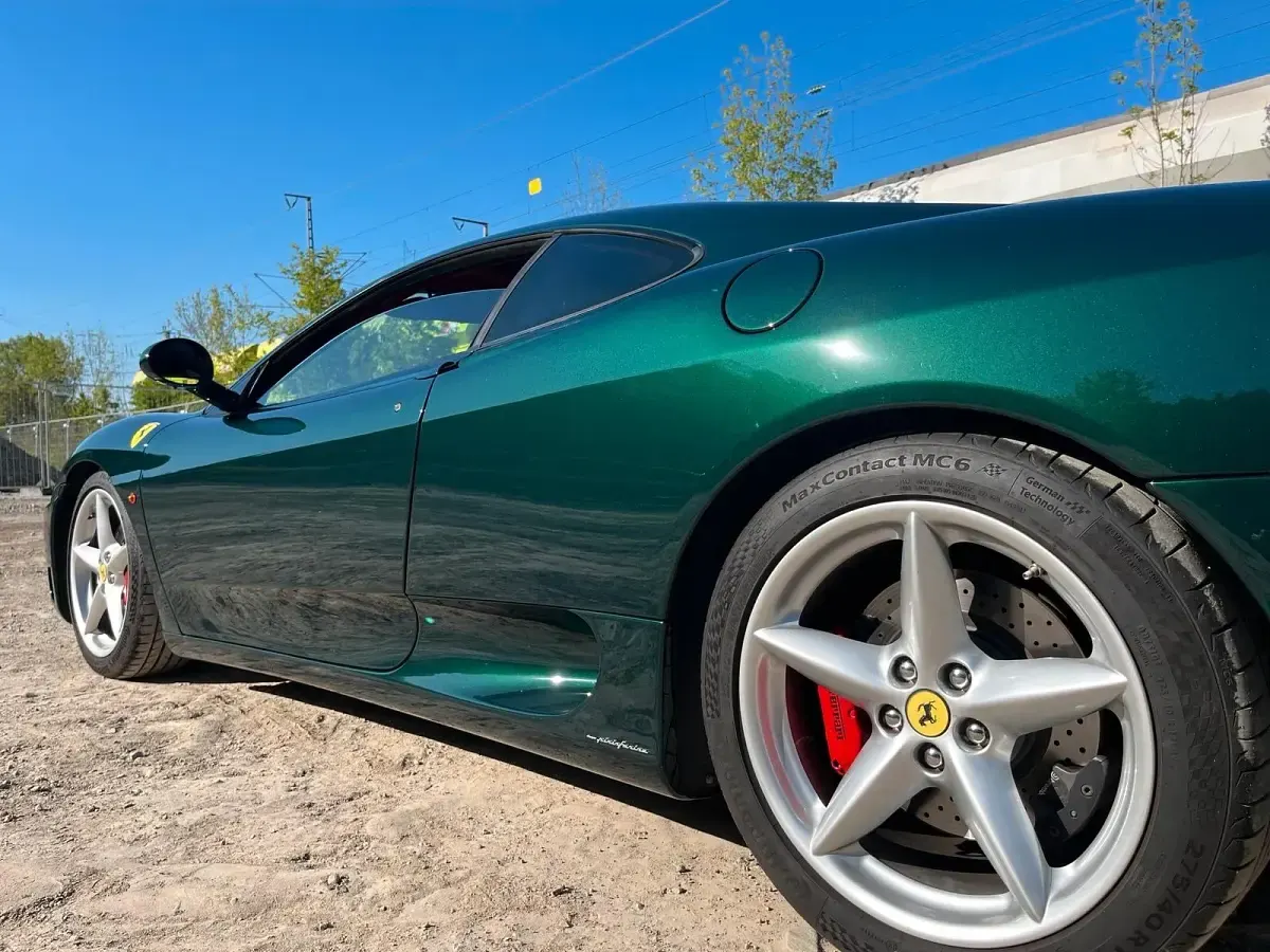Second-hand Ferrari 360 400 CP (294 kW) 2002 Verde Coupe