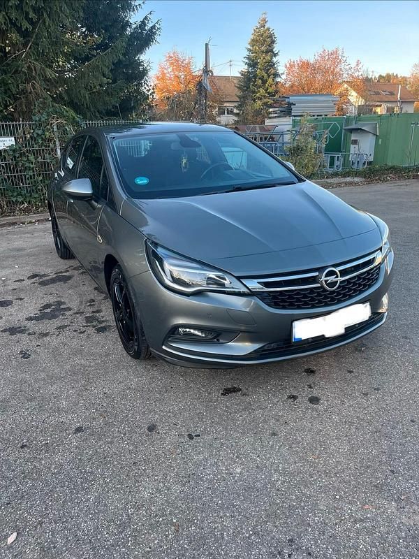 Gebraucht Opel Astra 150 PS (110 kW) 2017 Silber Limousine
