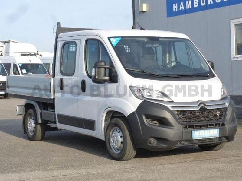 Używany Citroën Jumper 140 KM (102 kW) 2023 Biały Minivan