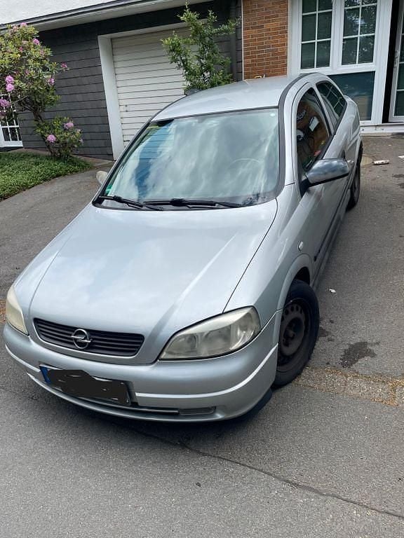 Silber Gebraucht 2003 Opel Astra Sport Limousine | 600 € (Superpreis) - Bild 1/4