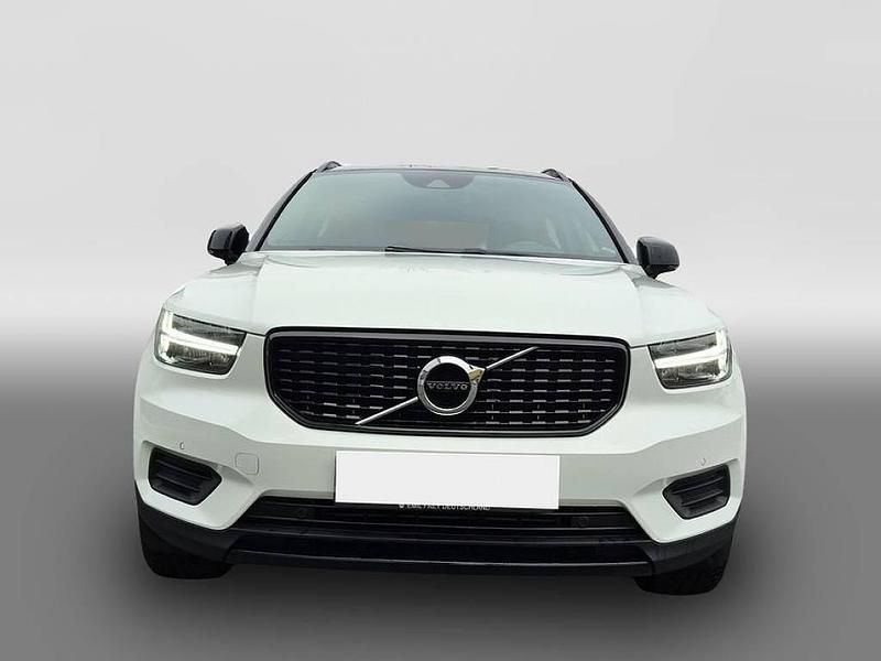 Gebraucht Volvo XC40 Plus 163 PS (119 kW) 2025 Weiß SUV