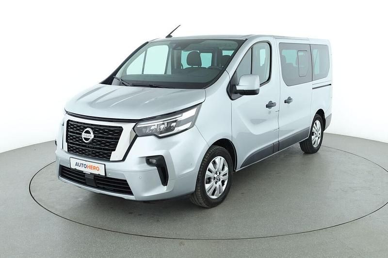 Silber Gebraucht 2022 Nissan NV300 Tekna Van | 29.910 € (Guter Preis) - Bild 1/3