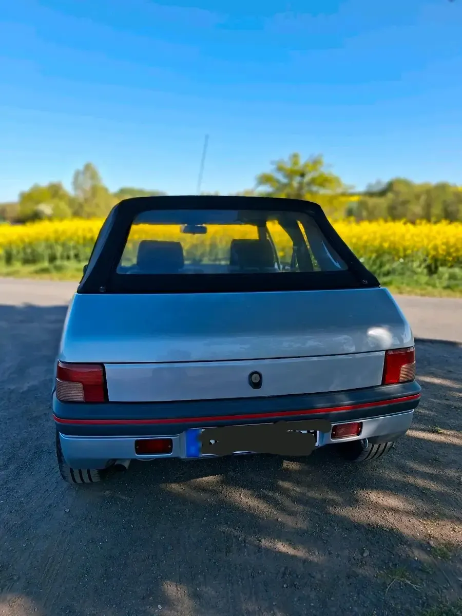 Gebraucht Peugeot 205 102 PS (75 kW) 1992 Silber Cabrio