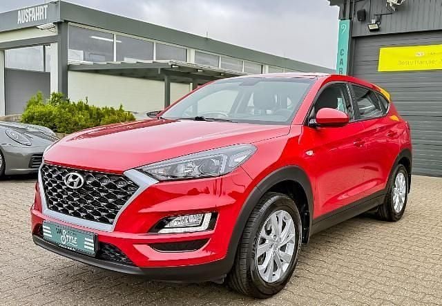 Rot Gebraucht 2019 Hyundai Tucson Advantage SUV | 15.990 € (Guter Preis) - Bild 1/4