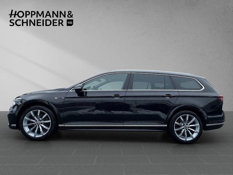 Gebraucht VW Passat Business 150 PS (110 kW) 2023 Deep black perleffekt Kombi