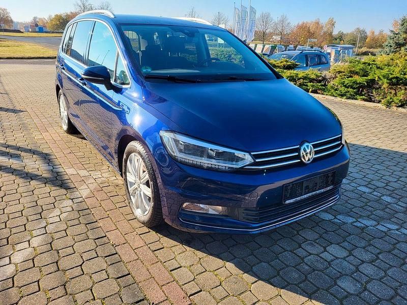 Gebraucht VW Touran Highline 190 PS (139 kW) 2016 Blau Van / Kleinbus