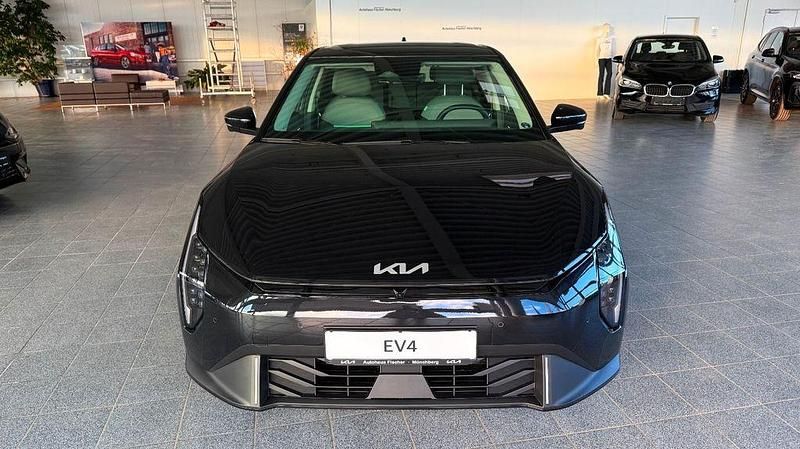 Neu Kia EV4 Earth 150 kW (204 PS) 2026 Schwarz Limousine