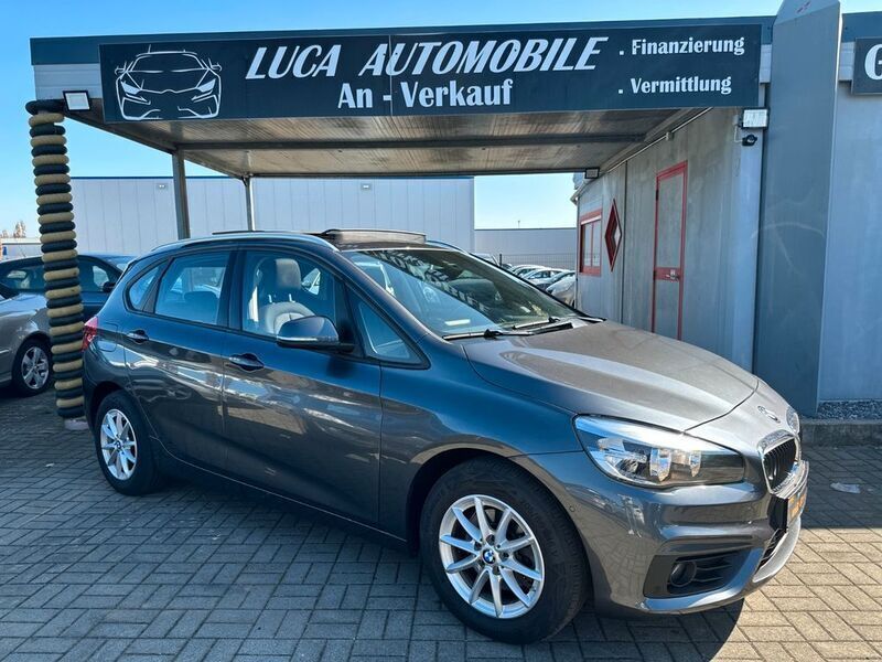 Grau Gebraucht 2015 BMW 218 Active Tourer Basis Van / Kleinbus | 11.999 € (Fairer Preis) - Bild 1/4