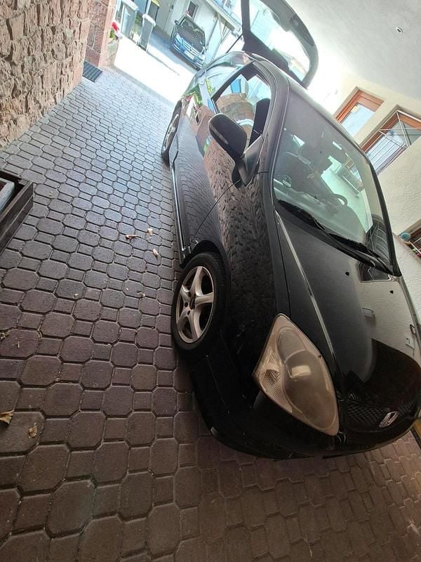 Schwarz Gebraucht 2004 Honda Civic Limousine | 1.999 € (Etwas zu teuer) - Bild 1/4