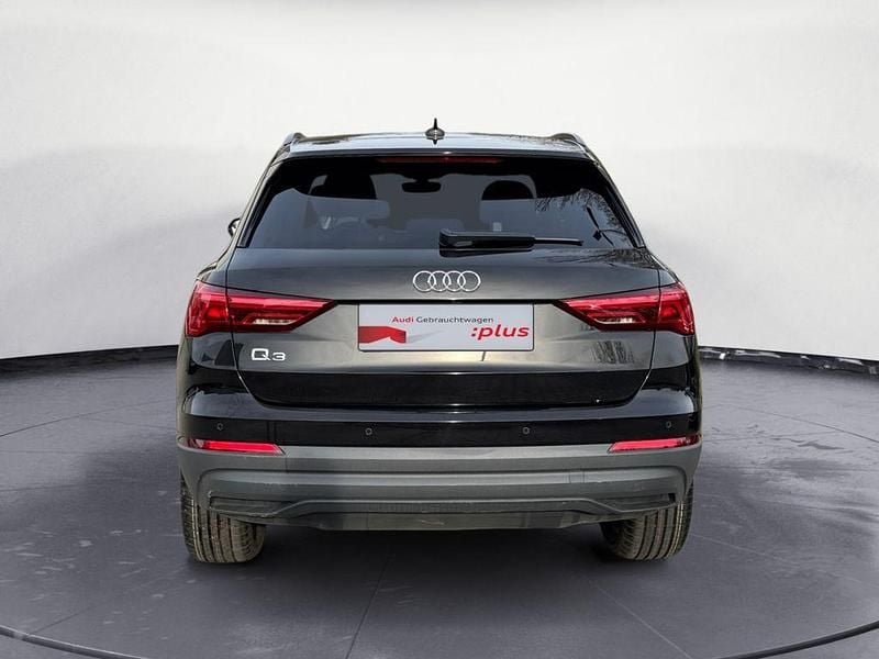 Gebraucht Audi Q3 Ambiente 245 PS (180 kW) 2022 Schwarz SUV