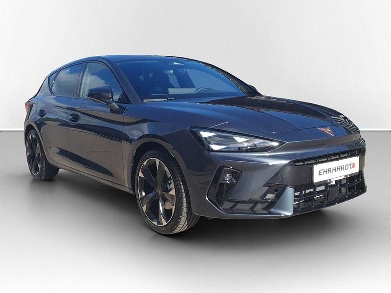 Neu Cupra Leon 150 PS (110 kW) 2026 Magnetic grau metallic Limousine