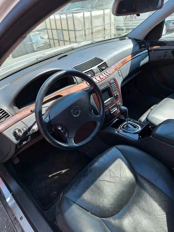 Silber Gebraucht 1999 Mercedes S320 Limousine | 1.150 € - Bild 1/3