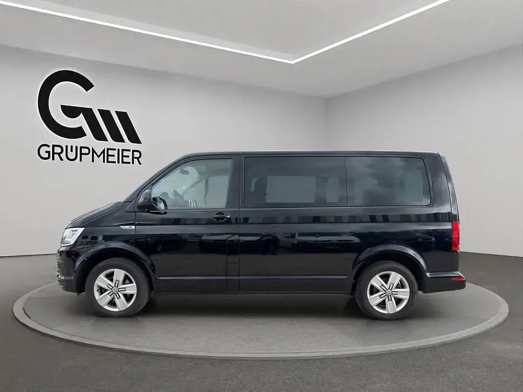 Gebraucht VW Multivan Comfortline 150 PS (110 kW) 2018 Schwarz Van / Kleinbus